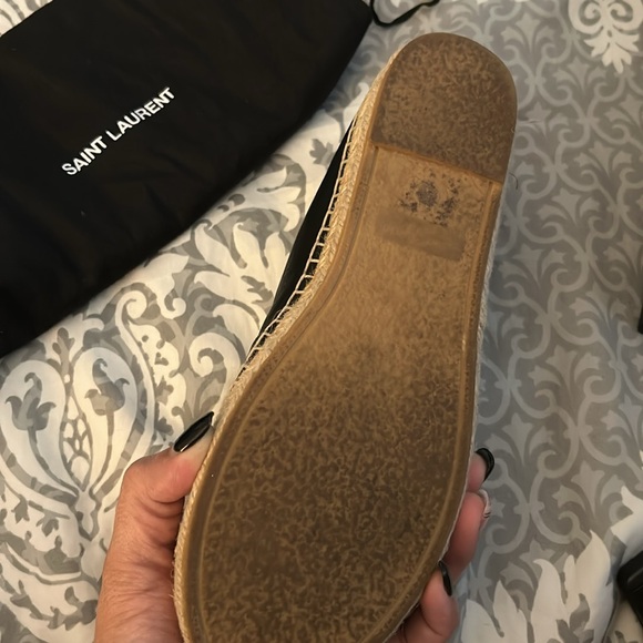 SAINT LAURENT 36 - Picture 2 of 9